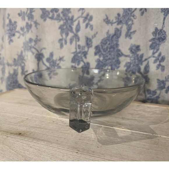 Vintage Etched Glass Butterfly Flowers Nappy Bowl with Handle - Picture 5 of 10
